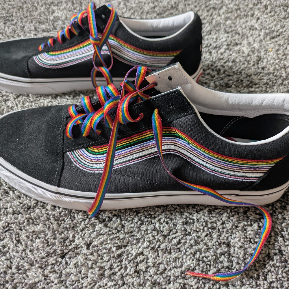 Vans Black Sneakers with Multicolor Stripes